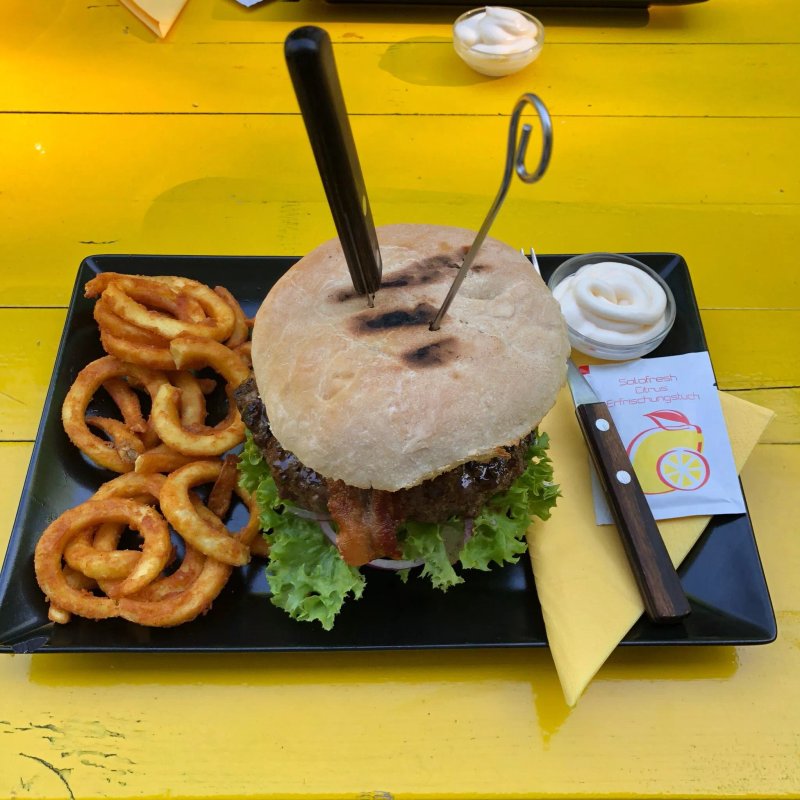 Phil's Burger