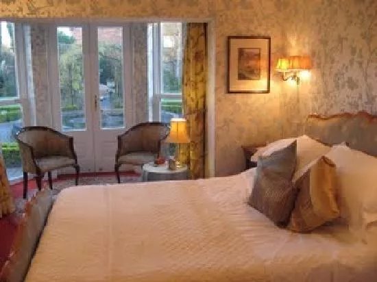 The Old School House B&B Neston