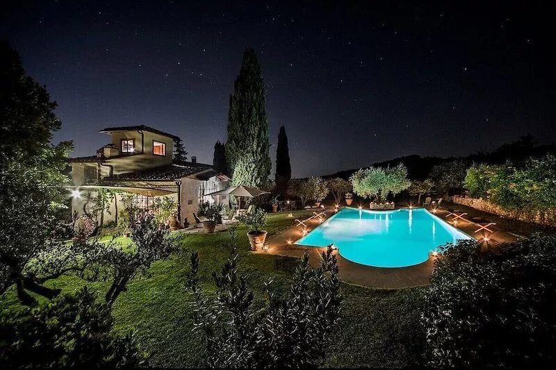 FABULOUS 9BR-8.5BA VILLA W PRIVATE HEATED POOL, IN PRIME LOCATION NEAR FLORENCE!