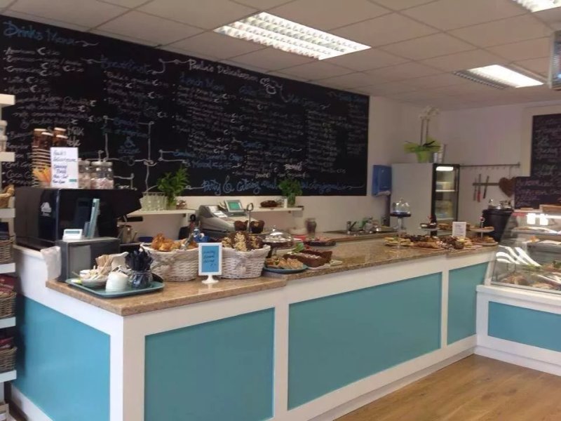 Paula's Delicatessen
