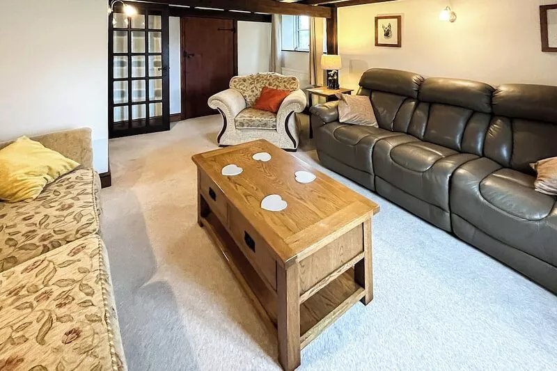 4 bedroom accommodation in Bradworthy, near Hartland