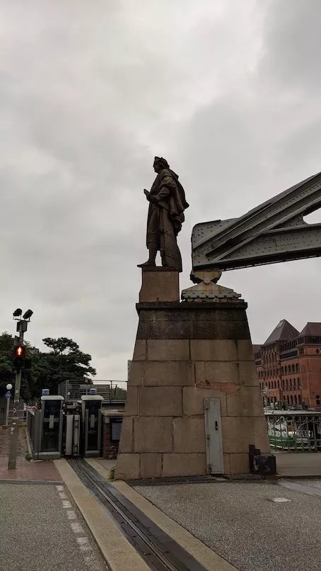Statue of Columbus - Hamburg