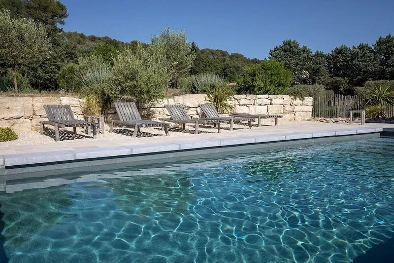 A small family cocoon 180m2 on a plot of 7500m2 private swimming pool