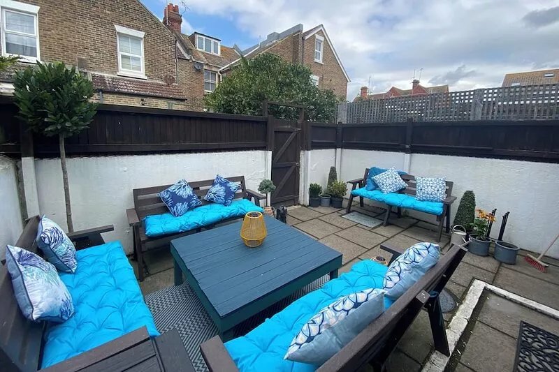 Eastbourne holiday home for 10+