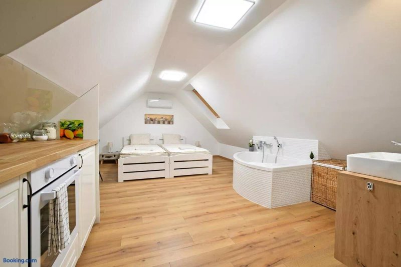 Palmy Apartmanhouse Maglod