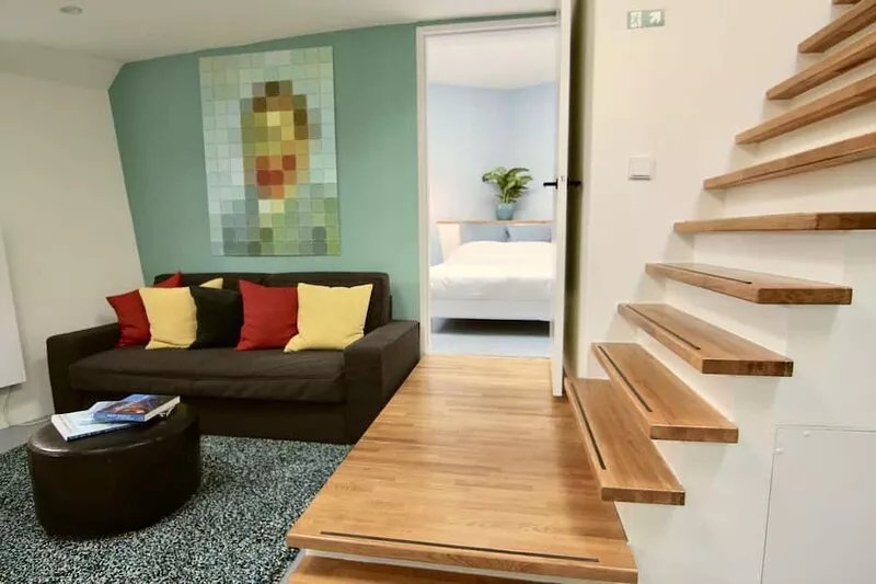 Cozy & comfortable suite on houseboat close 2 historical center
