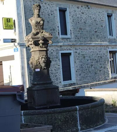 La Fontaine Place Gudin
