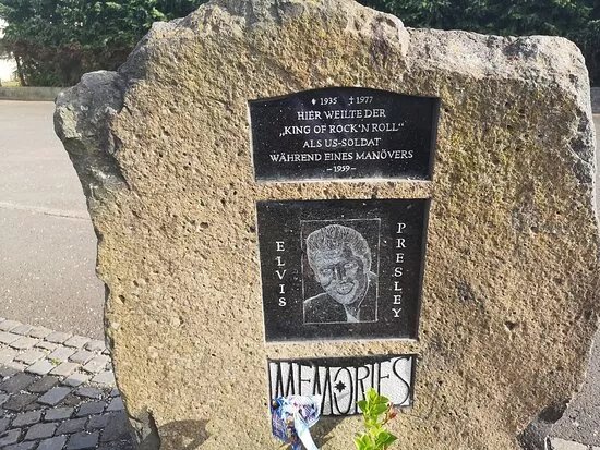 Schlitz Willofs Denkmal Presley