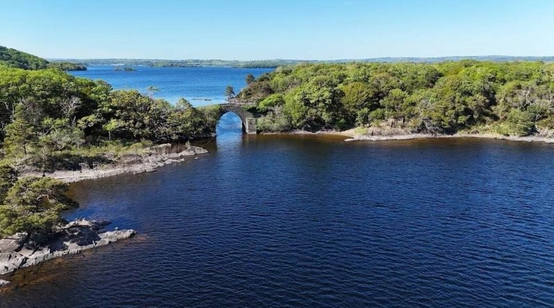 Brickeen Bridge