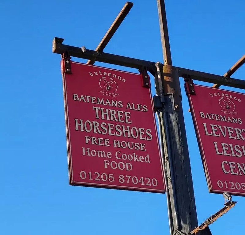 The Three Horse Shoes