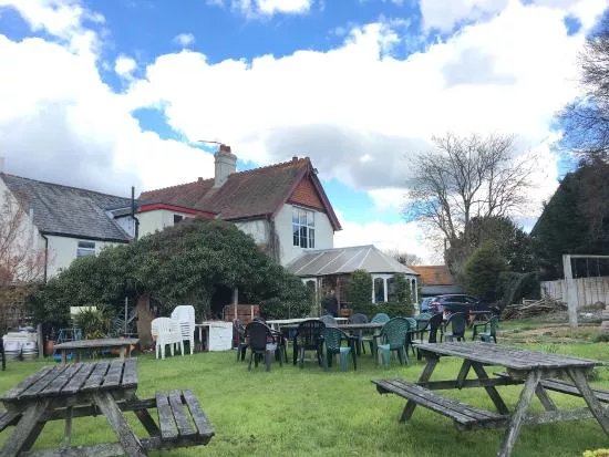 The White Horse, Maplehurst.
