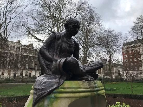 Mahatma Ghandi Monument