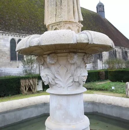 Fontaine Marguerite De Bourgogne