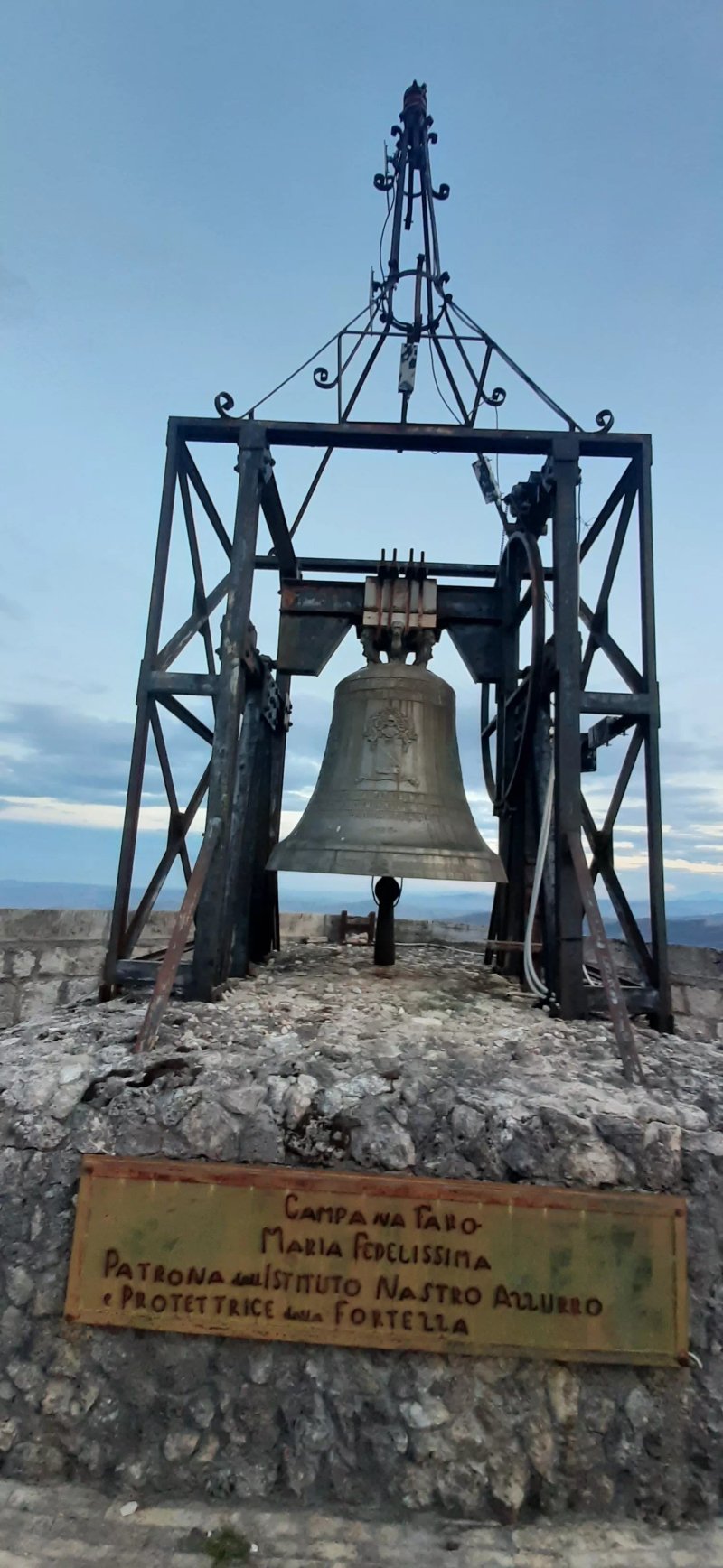 Campana Dei Caduti "fidelissima"