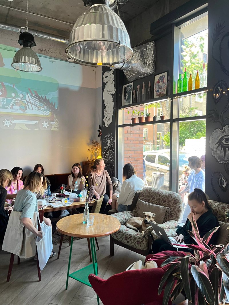 Mirzam Cocktail Bar & Vegan Food