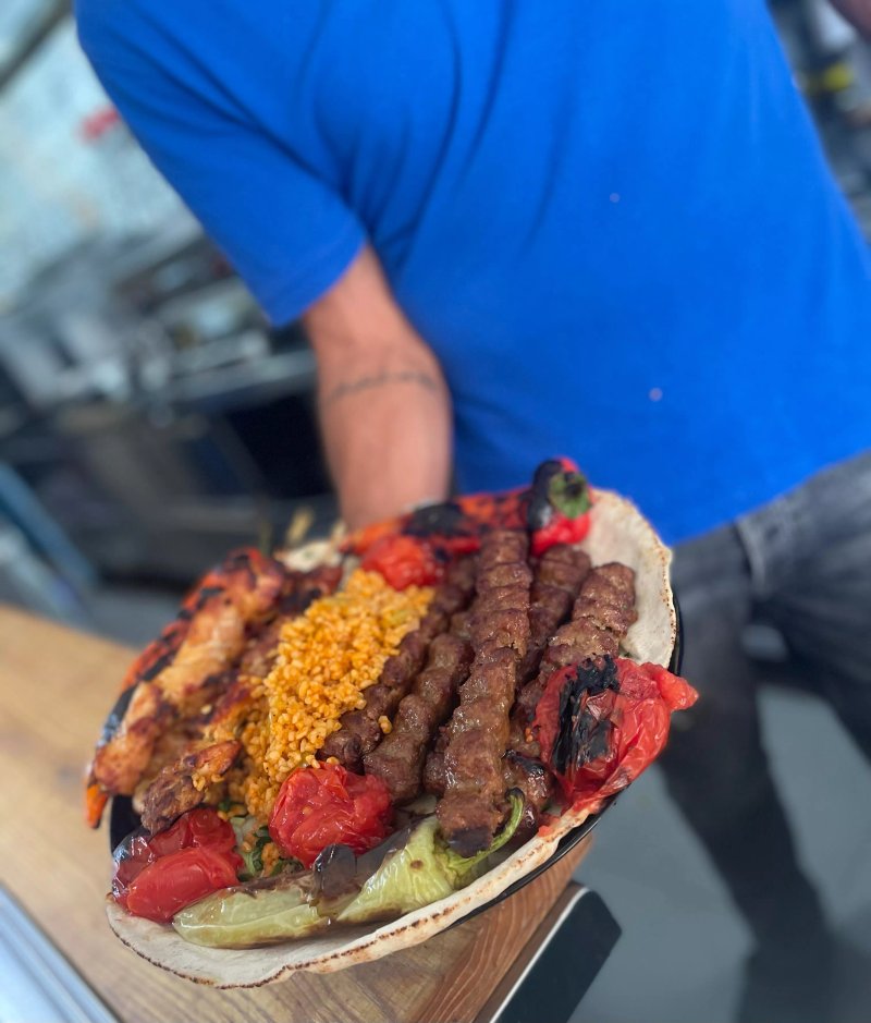 Mandaloun Lebanese Street Food