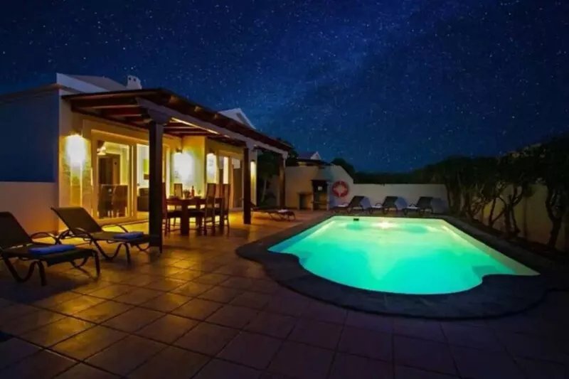 Vacation Villa 'Luna' with Private Pool, Wi-Fi and Air Conditioning