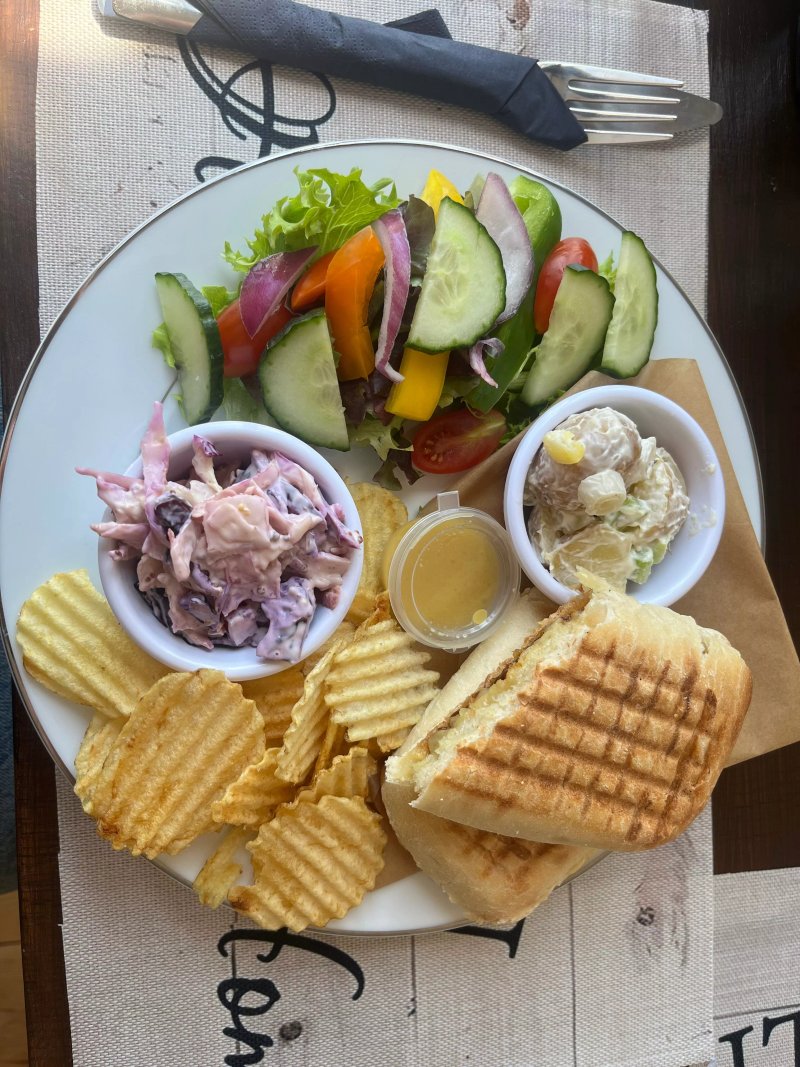 The Millwood Cafe