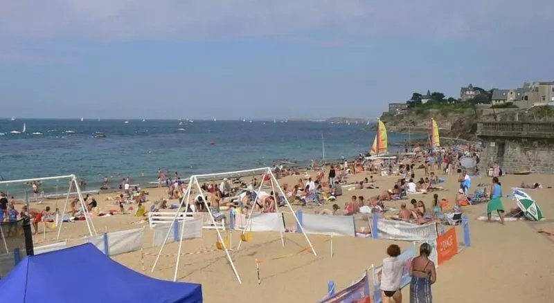 Apartment of 60 m2 - Saint Enogat area - DINARD
