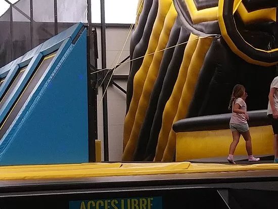 Trampoline Park You Jump Bordeaux  Merignac