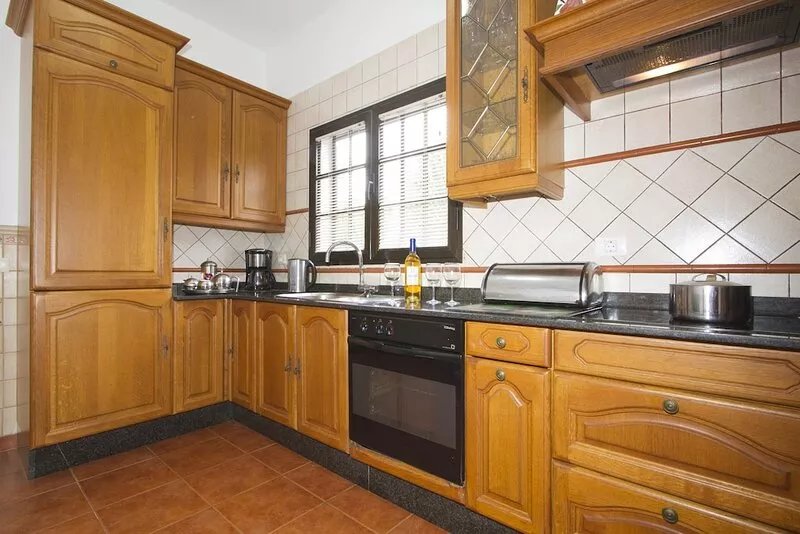 Villa Ani Lee Heated Pool, Wi-Fi, Hot Tub,Pool Table. Uk TV,Golf Course nearby