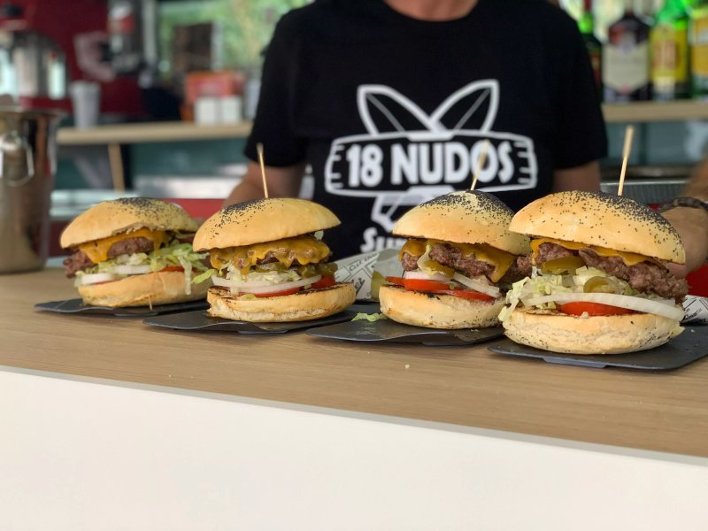 18 Nudos Restaurante Hamburgueseria