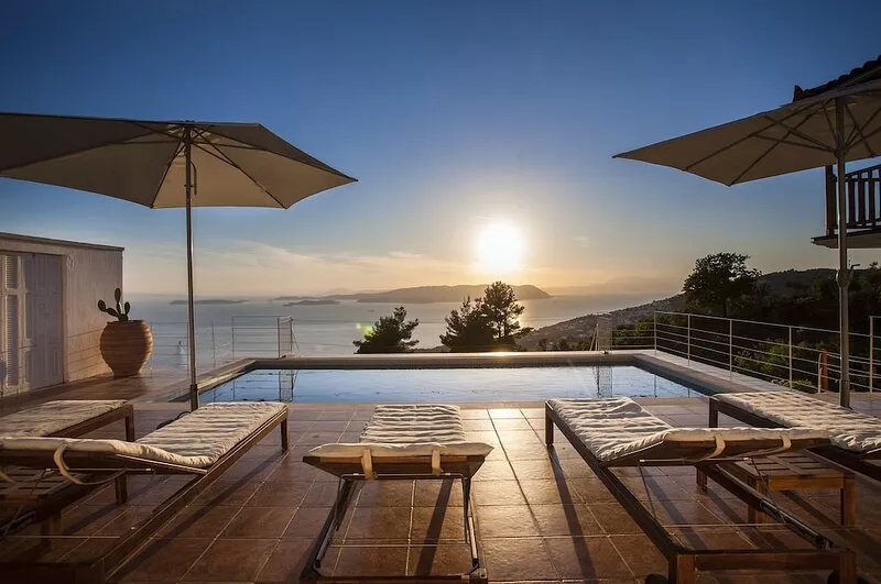 Pool villa close to Glossa village, tavernas and beaches.