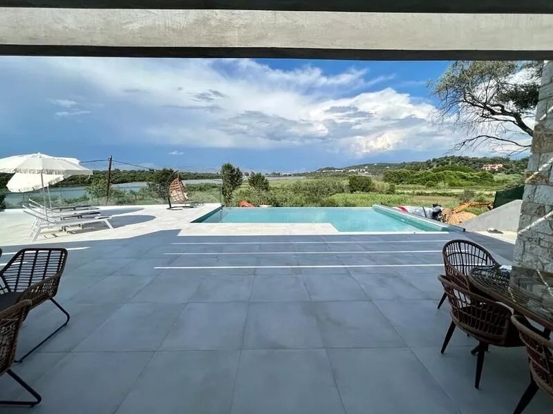 Villa Waterlily - Modern vacation villa with private pool in Corfù, Greece