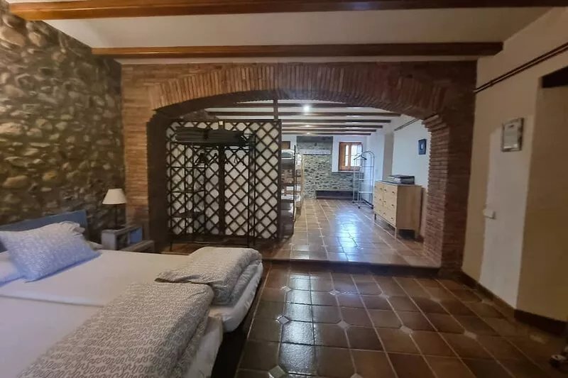 Can Masó Vell, a family house for full rental
