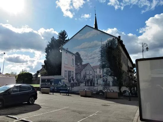 Fresque "Fete Au Village"