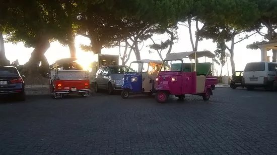 City Walk Tuk Tuk Team