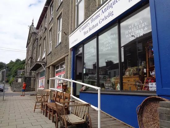 Country Home Antiques & Interiors