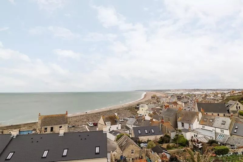 THE VIEW, family friendly in Fortuneswell