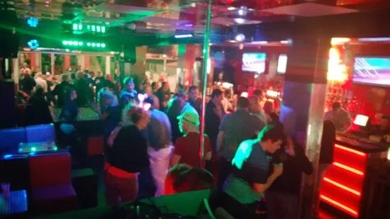 Hot Shot Sports Bar