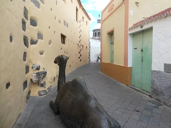 Estatua ''El camello''