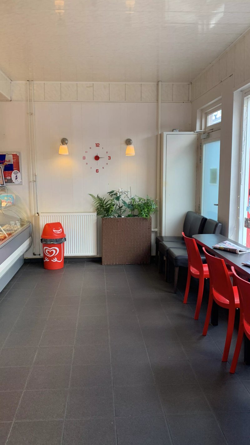 Snackbar West