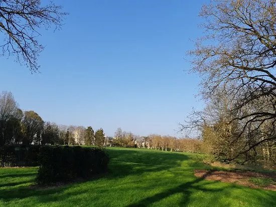 Parc de Brequigny