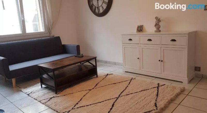 Jolie Chambre Au Cœur de Dijon