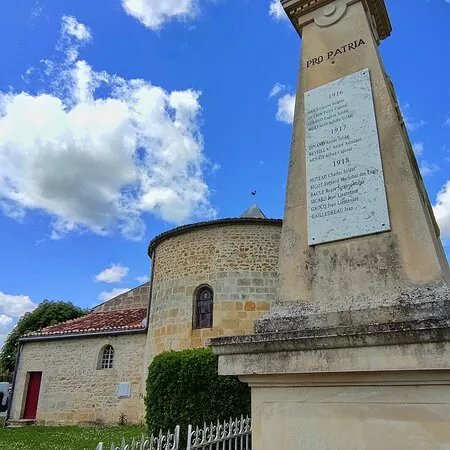 Eglise Sainte Gemme De Brizambourg