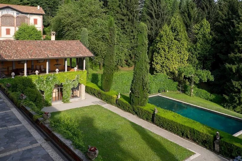 Charming Boutique Villa Between Milan and the Lake Como
