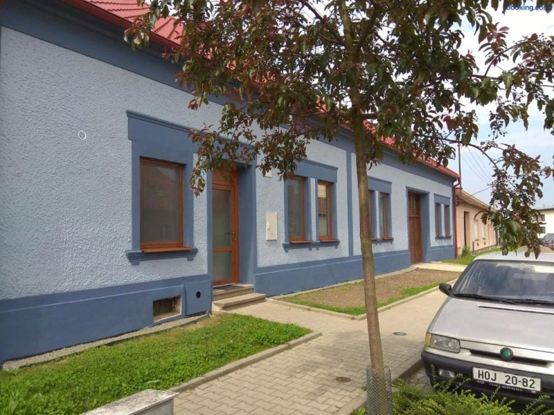 Apartmany U splavu