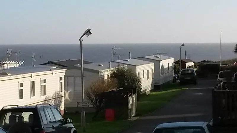 Trimingham Pk, Comfy caravan 148 ; Gt Seaview ; 10min walk to beach