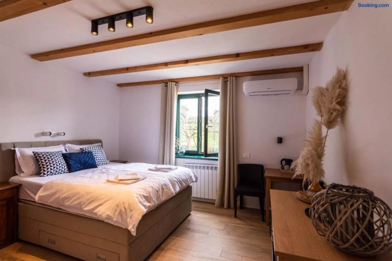 Rooms&Vinery Bregovi