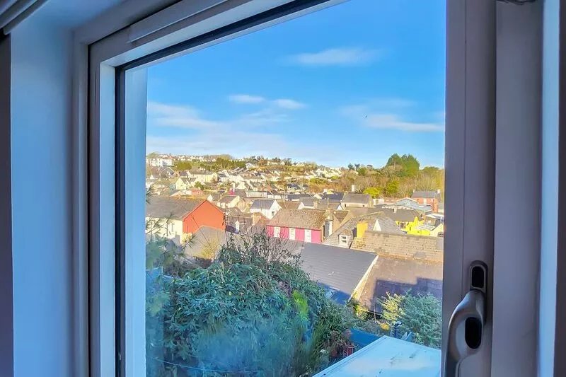 The Kinsale 4 Center