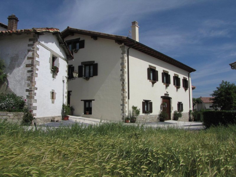 Hostal Huartearena