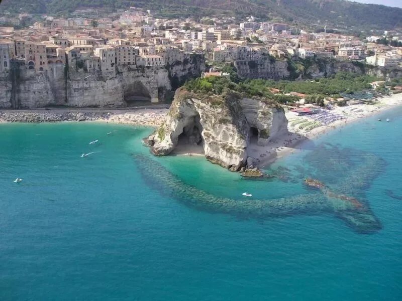 Amalfi Apartment N16 - sleeps 4+1- 180 °C panoramic sea views