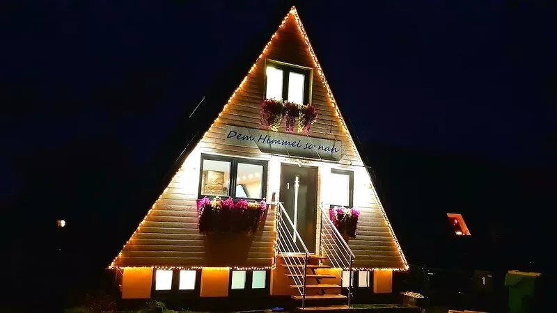 Vacation home 'So close to heaven' with 5 bedrooms, 2 bathrooms, 3x WC, garden