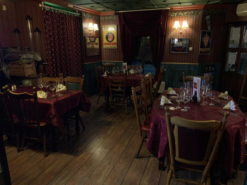 O'Connors Pub & Steakhouse