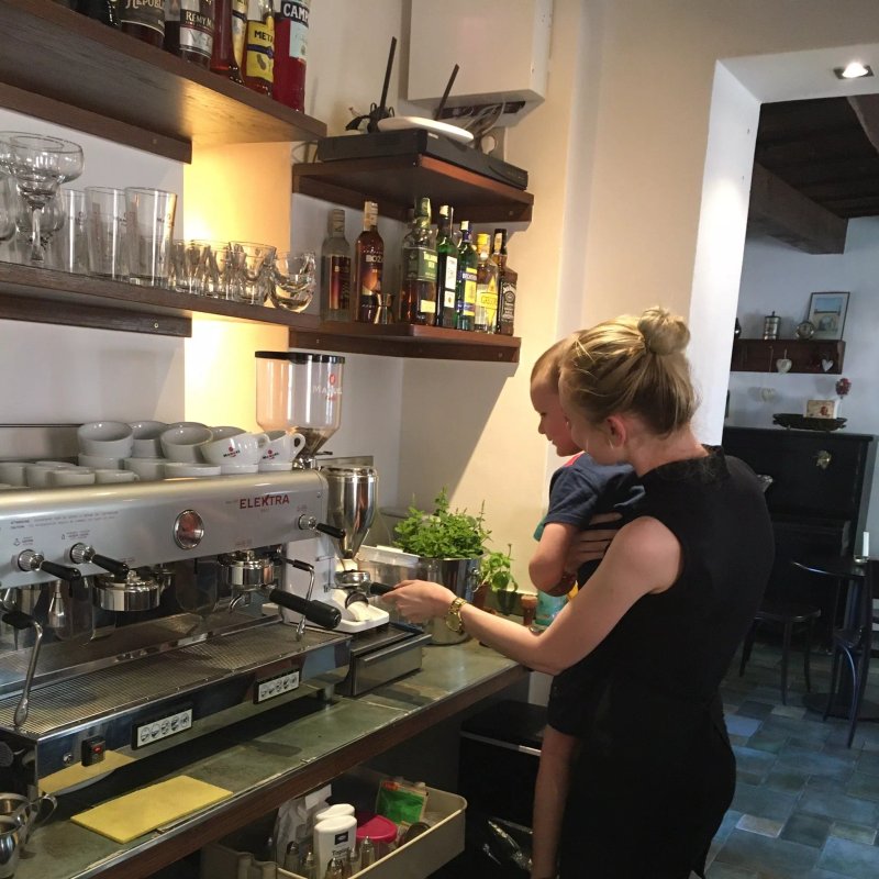Kafe Ehrenhaft
