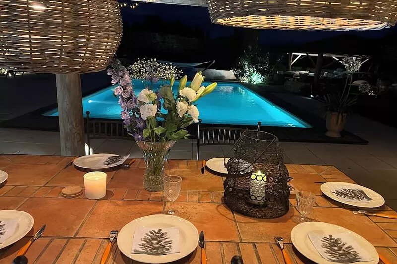 Large air-conditioned house, swimming pool Secure Very quiet Pétanque, Table